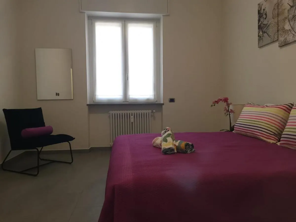 Bnbook Casa Beatrice Appartamento Con 2 Camere Gallarate 0*,  Włochy
